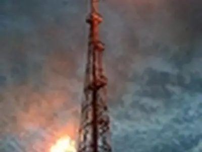 مشعل سکوی A فاز ١٨ میدان گازی پارس جنوبی روشن شد