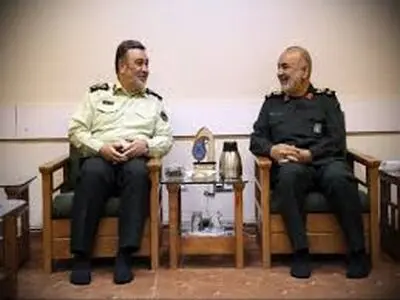 نیروی انتظامی مردم‌داری با عزت، اقتدار و مهربانی را سرلوحه کار خود قرار داده است