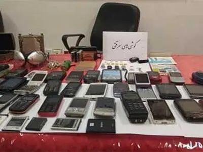 دستگیری سارق و مالخر گوشی موبایل درترمینال بیهقی  