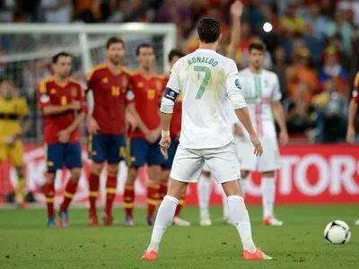 ویدئو: منتخب ضربات ایستگاهی جالب و عجیب کریستیانو رونالدو