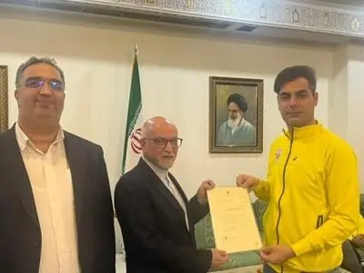 هادی محمدزاده: قهرمانان موی تای، بزرگترین لطمه را از سنگ اندازی ها می خورند/ در ابوظبی با غیرت ظاهر شدیم