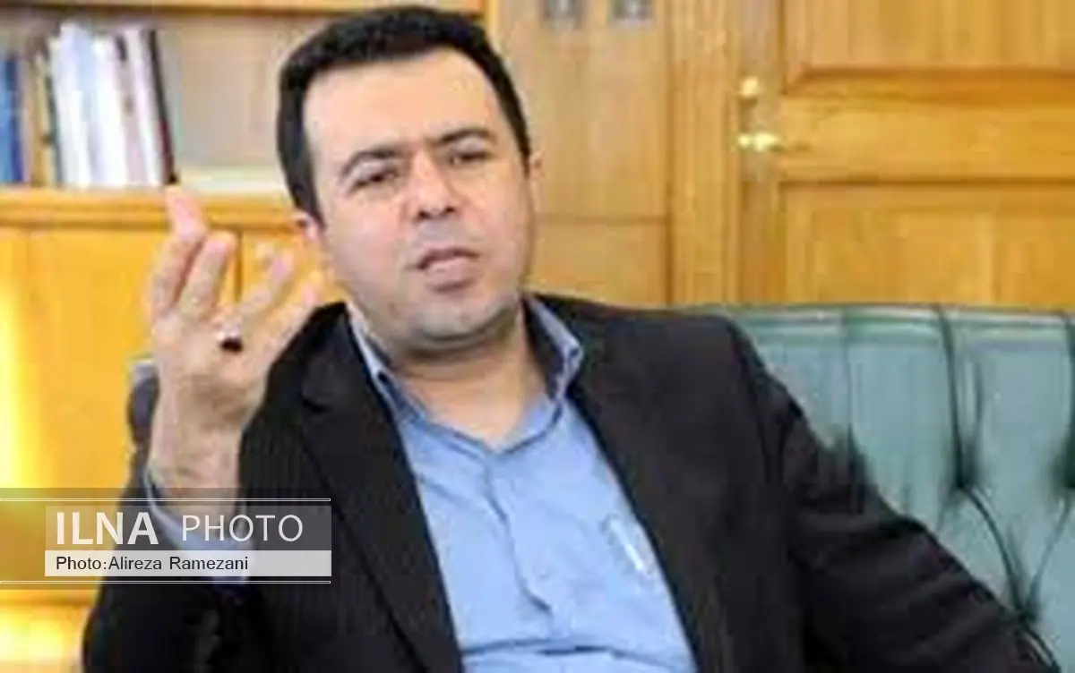 امرار معاش با سود سپردههای بانکی هیچ جای دنیا معمول نیست / کاهش نرخ سود، مسکن را گران نمیکند