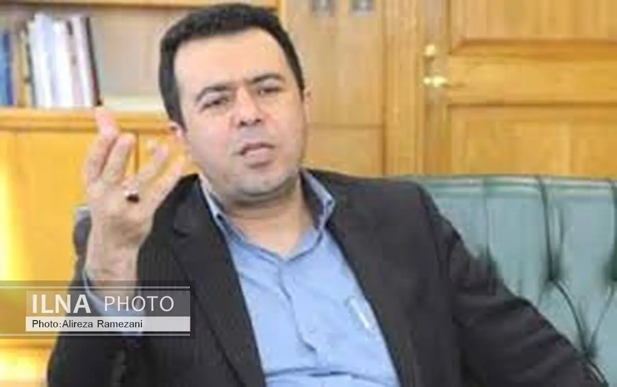 امرار معاش با سود سپرده‌های بانکی هیچ‌ جای دنیا معمول نیست / کاهش نرخ سود، مسکن را گران نمی‌کند 