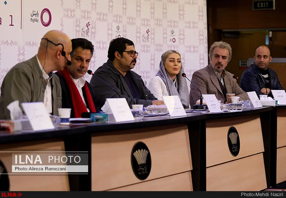 امیدوارم اگر هنرمندی به شهرستانی رفت امامجمعهاش عزای عمومی اعلام نکند