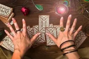 فال‌گیری رایگان در اینستاگرام، ترفند جدید کلاهبرداران