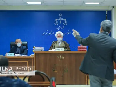 دومین جلسه رسیدگی به اتهامات ارزی حسن خویی و 20 نفر دیگر از اخلال‌گران بازار ارز