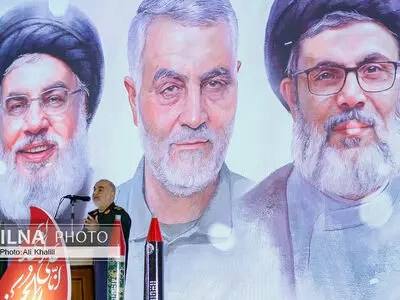 اجتماع مردم تهران همزمان با تشییع شهدای مقاومت