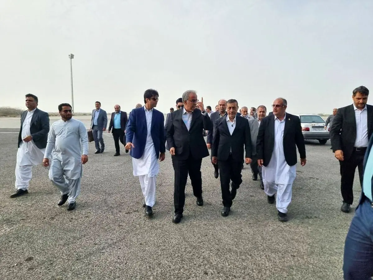 قائم‌پناه از کریدور ساحلی و ایستگاه راه‌آهن چابهار - زاهدان بازدید کرد