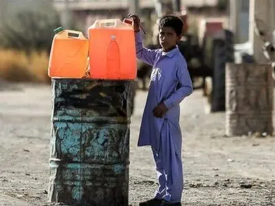 اینجا حداقل ۵۰ درصد مردم بیکارند/ «سوخت‌بری» تنها راه ادامه بقا/ اعتراض بومی‌ها به شرایط استخدام در معدن طلای تفتان