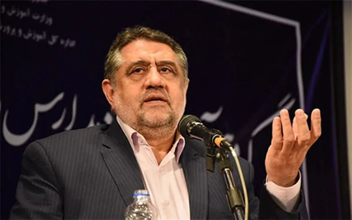 حجم فعالیت‌های ابلاغی، خلاقیت را از مدارس می‌گیرد
