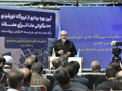 تا پایان سال جاری ظرفیت تولید انرژی خورشیدی به 3000 مگاوات می‌رسد / باید بتوانیم نیروگاه‌ها را به صورت پراکنده توزیع کنیم