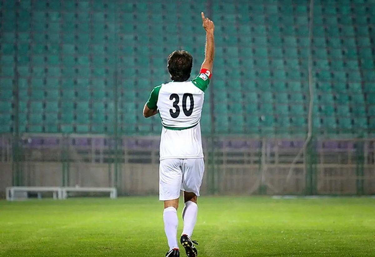 اقدام جالب توجه ذوب آهن؛ پیراهن مهدی رجب‌زاده بایگانی شد