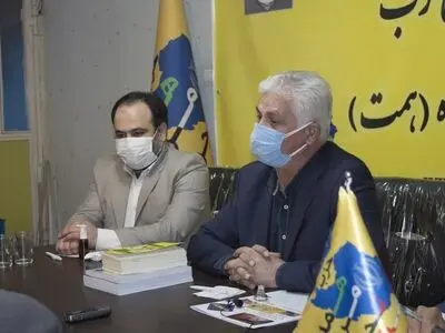 فرمایش امام خمینی (ره) در خصوص عدم ورود نظامی‌ها به سیاست وابسته به شرایط زمان خود بود/سردار دهقان، یکی از گزینه‌های ماست/قالیباف و محمد را شایسته ریاست جمهوری نمی‌دانیم