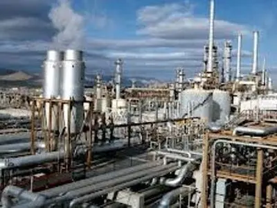نگهدارنده لوله پالایشگاهی در اراک ساخته شد