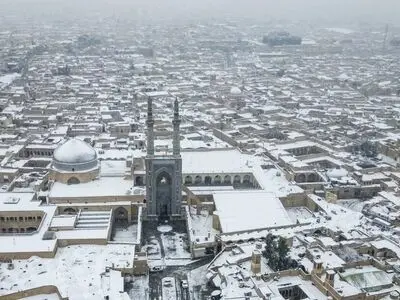 یزد سفید پوش می‌شود؛ برف، کولاک و افت شدید دما در راه استان یزد