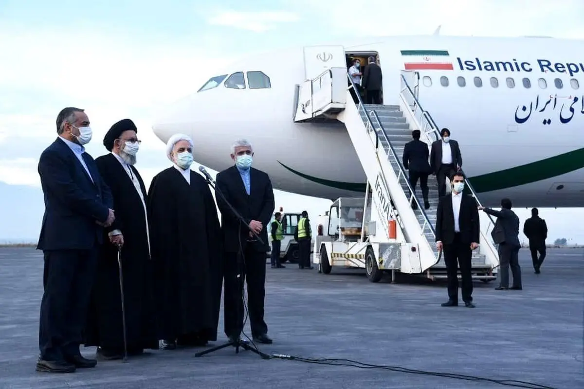 باهمکاری مسئولان برای رفع مشکلات موجود درکشور گام خواهیم برداشت