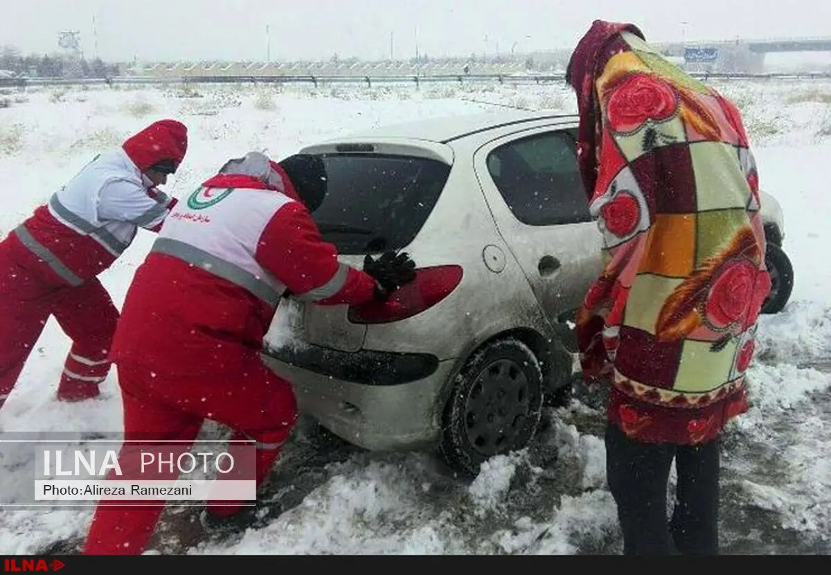 امدادرسانی به بیش از یک‌هزار متاثر از برف و کولاک 5 استان کشور