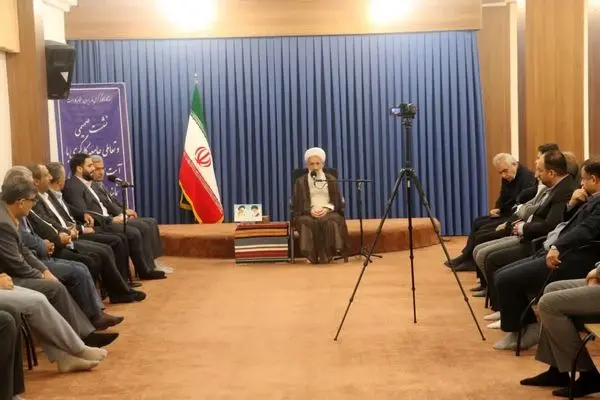 مسئولان مدافع حقوق کارگران باشند