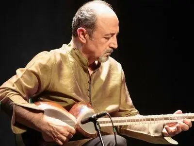 فردوسی زبان را نگه داشت، شجریان موسیقی را