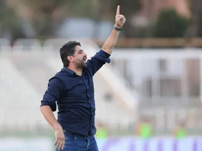 پیروزقربانی: با این مسخره بازی ها ارزش فنی تیم ما پایین نمی یاید