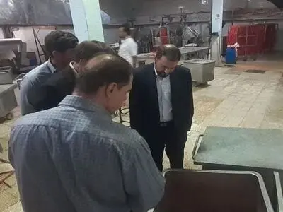 یک کارخانه سوسیس کالباس در«تاکستان» پلمب شد/ نگرانی کارگران از بیکاری