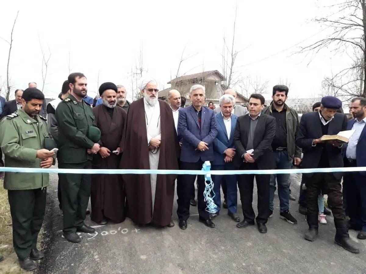 افتتاح  پل روستایی پردسر با صرف اعتبار ۲۲۰۰ میلیون ریال / بهره برداری از پروژه آسفالت معابر روستای پاتاوان به مساحت ۶۵۰۰ متر