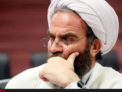 باید از ناطق نوری و سید حسن خمینی در تصمیم‌گیری‌ها و تریبون‌ نماز جمعه استفاده کرد/ ملاحظات روحانی برای آرام نگهداشتن فضای سیاسی کشور است