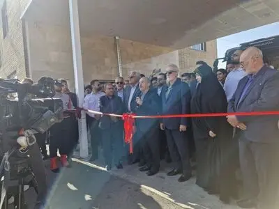 افتتاح ایستگاه جدید آتش‌نشانی در منطقه ۷ و رونمایی از تجهیزات امدادی و خدمات شهری/ تداوم اجرای پروژه‌ها در شرایط جنگی