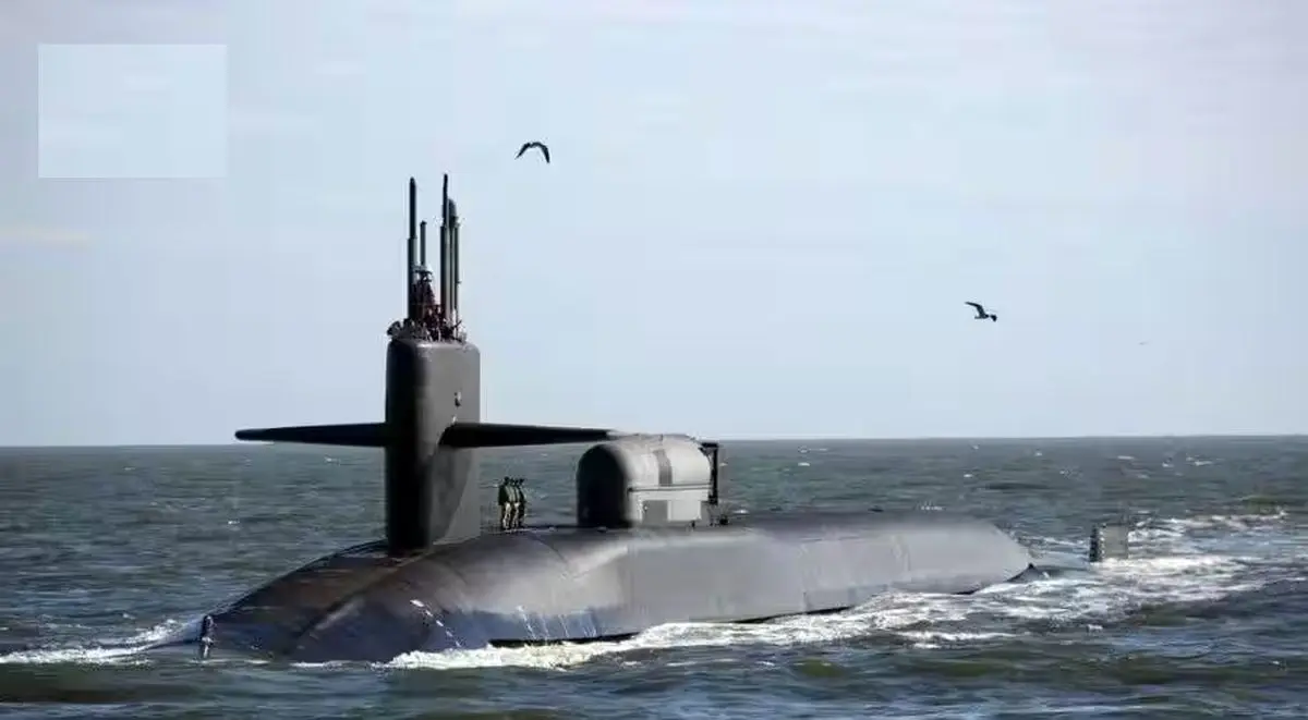ورود زیردریایی آمریکایی به خاورمیانه