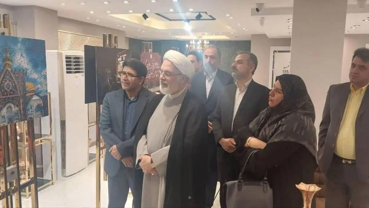 نمایشگاه آثار برگزیده جشنواره بین المللی عکس رضوی در کرج افتتاح شد