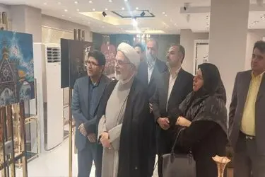نمایشگاه آثار برگزیده جشنواره بین المللی عکس رضوی در کرج افتتاح شد