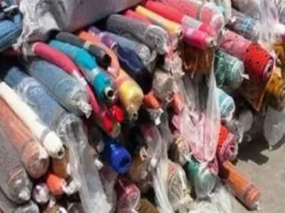 کشف انبار 100 میلیارد ریالی پارچه در بهبهان