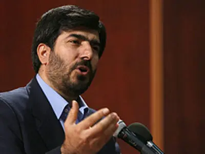 استفاده از خمیر مرغ آزاد نشده/ شرکت‌های تولیدکننده خمیر مرغ همچنان ممنوع از تولید