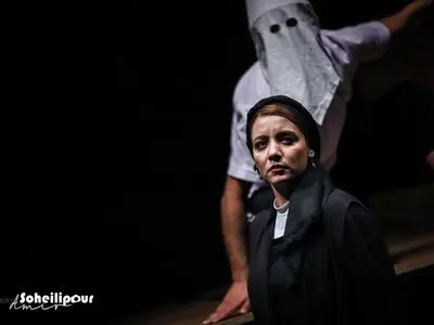 زنده نگه داشتن هنر در روزهای کرونایی رسالتی بزرگ است/ تئاتر نباید تفریح تلقی شود