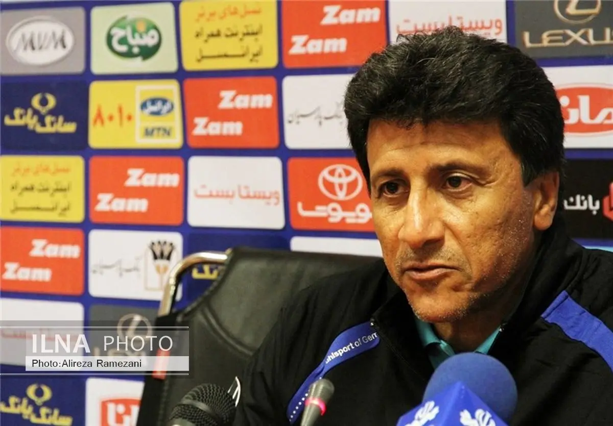 مرفاوی:اخراج دو بازیکن برنامه‌های‌مان را به هم ریخت/ گل اول استقلال مشکوک بود