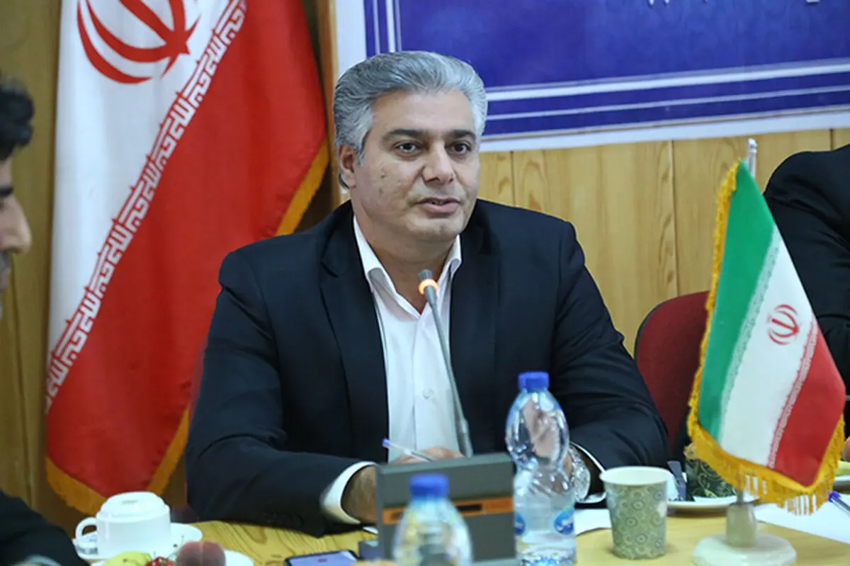 یکی از عوامل کاهش صادرات، سیاست‌های ارزی بانک مرکزی است