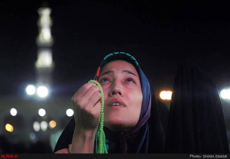مراسم قدر شب بیست و سوم ماه مبارک رمضان در مسجد جمکران شهر قم برگزار شد.