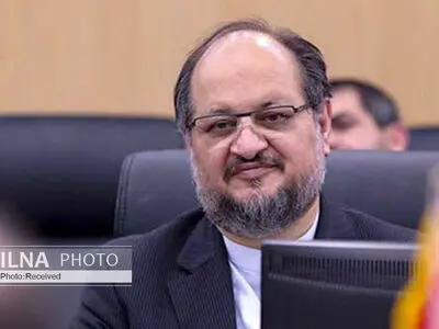 جلسه سوال از شریعتمداری غیرعلنی شد