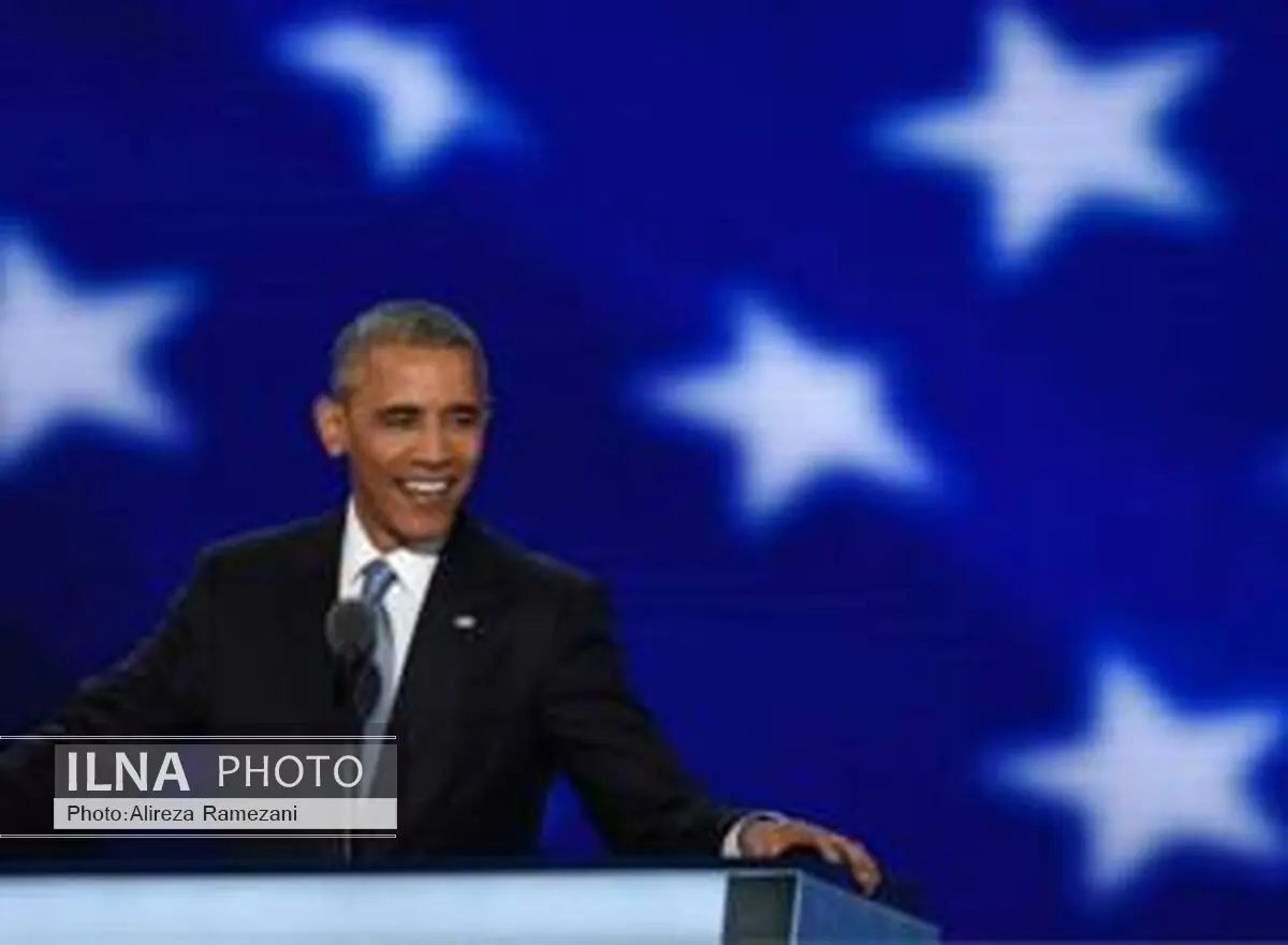 Obama urges Americans to get behind Clinton, slams Trump