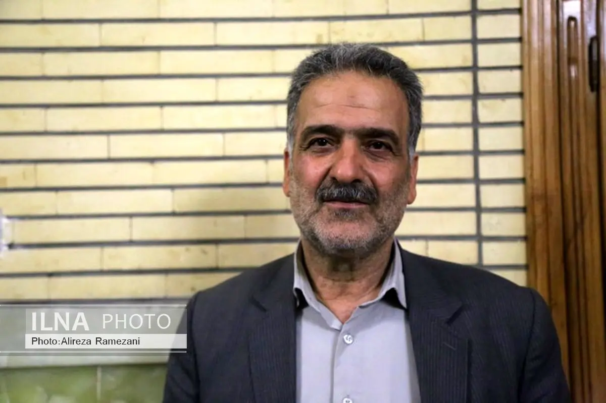 شایسته نیست کارگران در چهارراهها منتظر کار باشند
