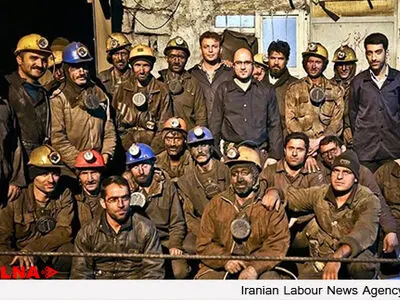 تعویق 4 ماه مطالبات 1400 کارگر معدن«طزره » 