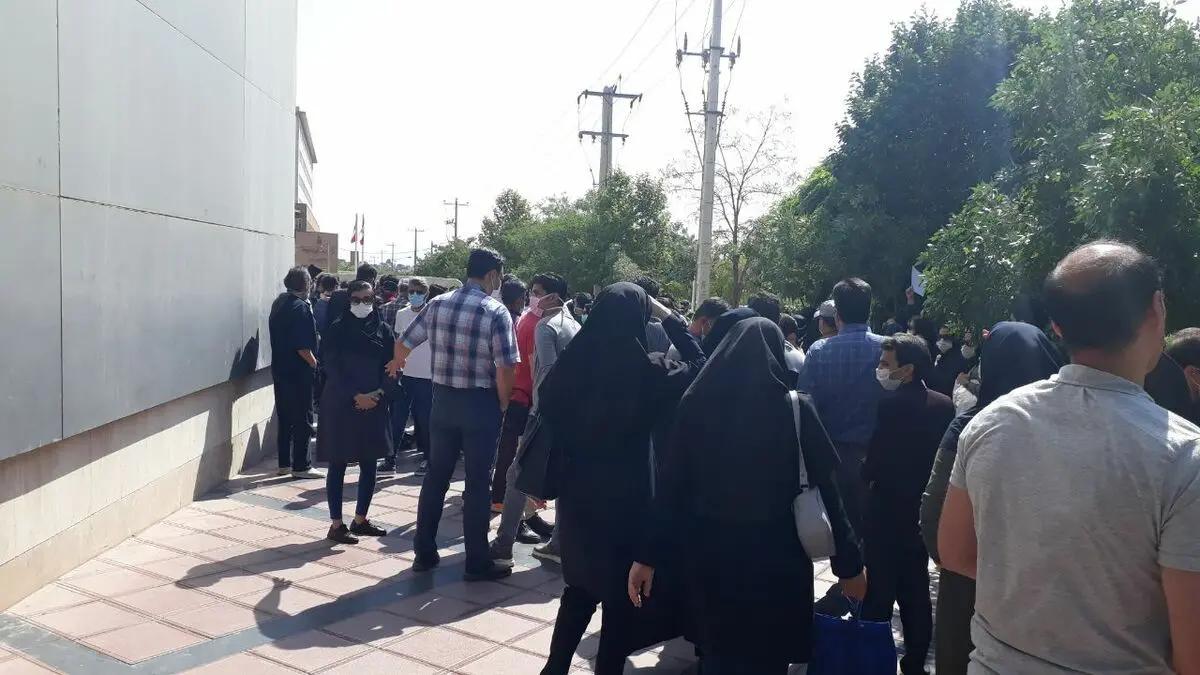 آزادی ۱۰ پرستار پس از بازداشت مقابل دادگستری مشهد/ پیش از برگزاری تجمع، تذکری در رابطه با عواقب آن دریافت نشده بود