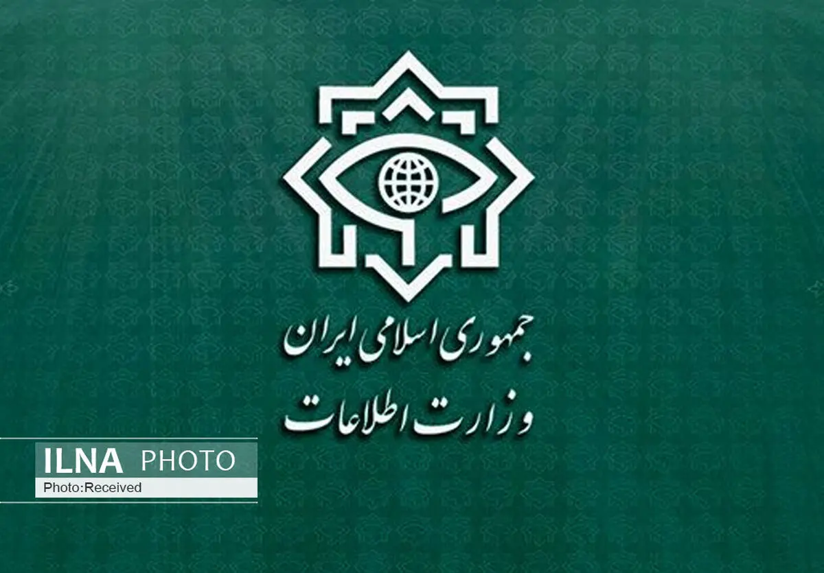 دولت میز مذاکره را ترک نمی‌کند/برخی ناخواسته در زمین دشمن بازی می‌کنند/جناح بازی برای کشور سم است/ شاهد ولنگاری در فضای مجازی هستیم
