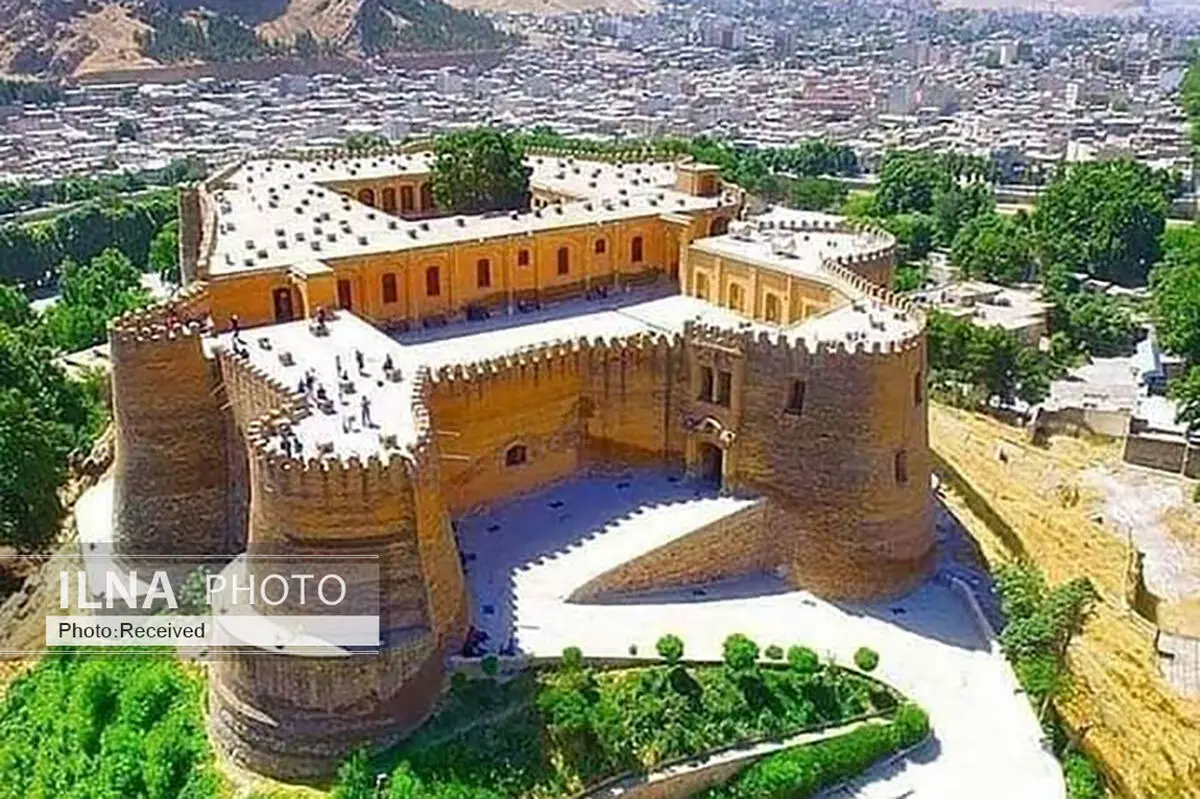 هنوز بخش‌هایی از عرصه و حریم فلک‌الافلاک آزادسازی نشده/ توقف استحکام‌بخشی ضلع جنوبی قلعه به دلیل نبود اعتبار