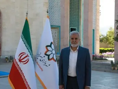 استادان صنایع دستی در طراحی نمادهای این حوزه همکاری کنند/ قدردان هنرمندان و پیشکسوتان این عرصه هستیم