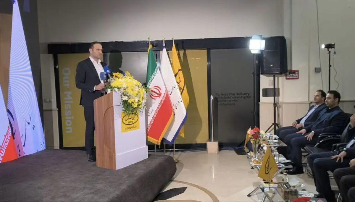 بهره‌برداری رسمی از فاز نخست سامانه فوریت‌های اداری/ تغییر در بدنه نظام اداری با راه‌اندازی سامانه «فواد»