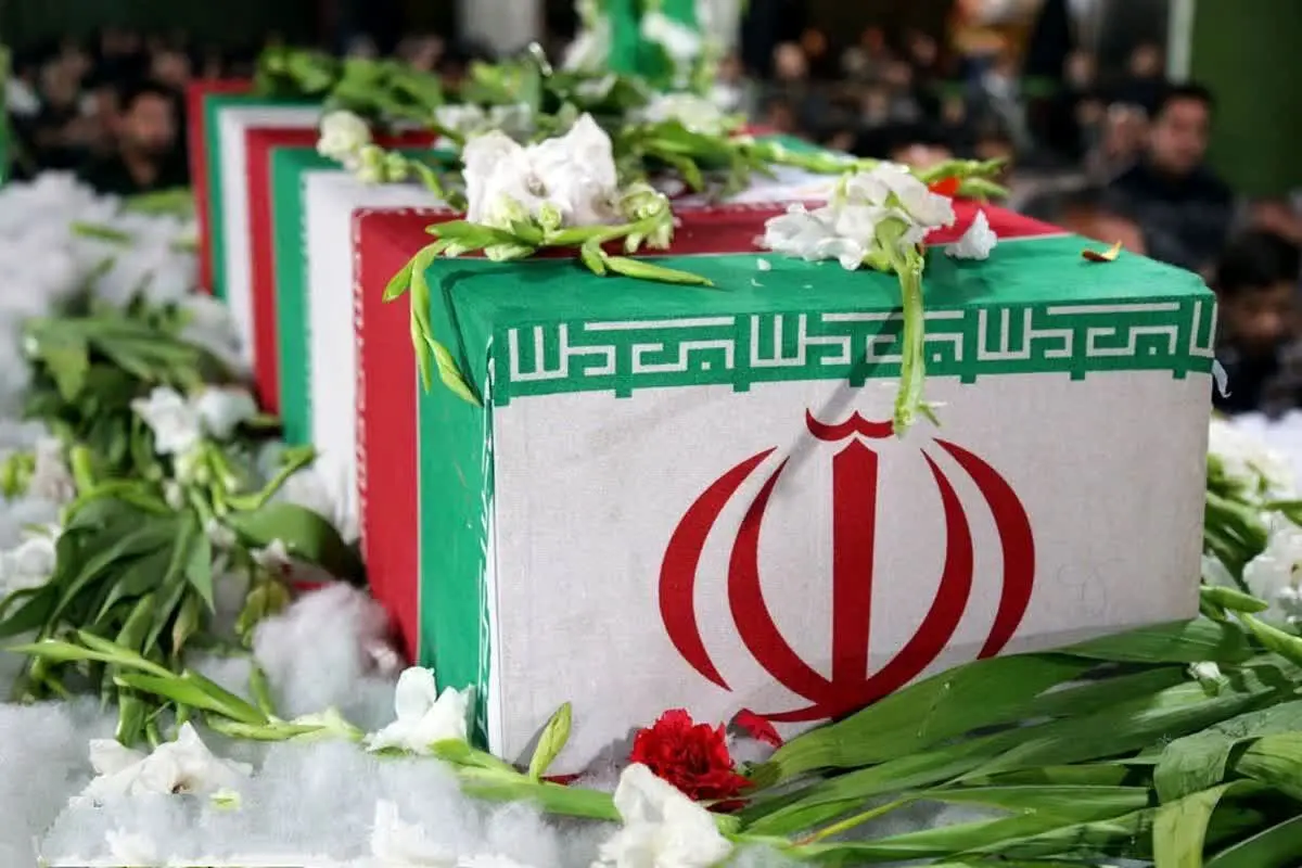پیکر مطهر شهید مدافع امنیت، استوار یکم میثم کرمی در شهرکرد تشییع شد