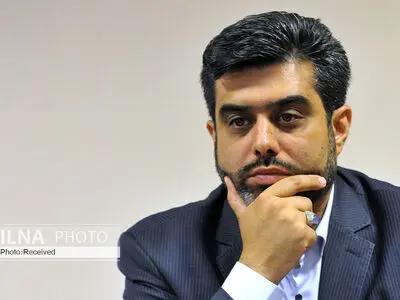 سال گذشته شورای شعر و ترانه نوزده‌هزار پرونده‌ی شعری را بررسی کرد/ عموم ترانه‌ها از دویست تا سیصد کلمه تشکیل شده‌اند که فقط جابجا می‌شوند