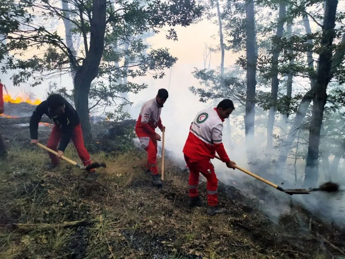 گسترش آتش‌سوزی در الیت چالوس پس از هشت روز متوقف شد
