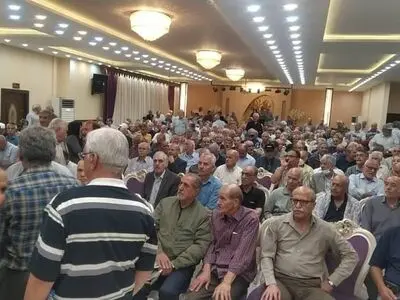 اعتراض بازنشستگان ارتش/ خواستار بهبود وضع معیشتی هستیم